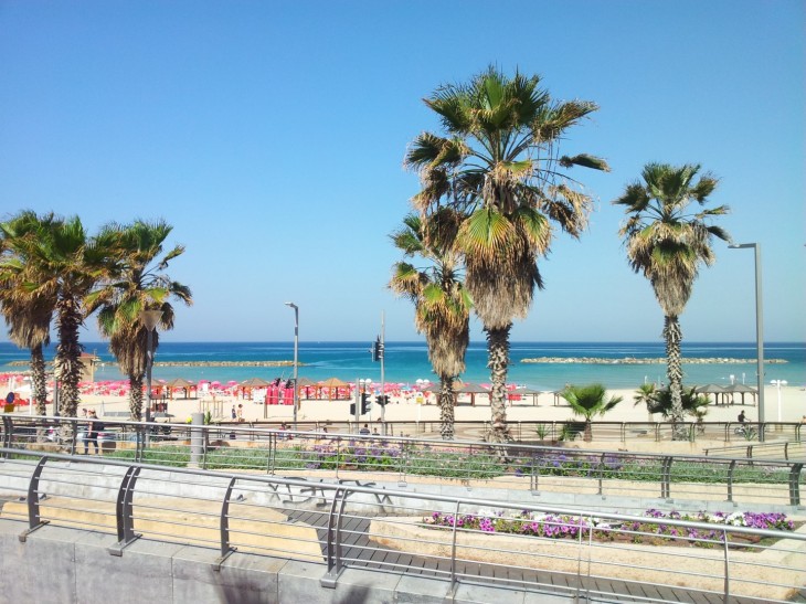 tel aviv bugrashov beach